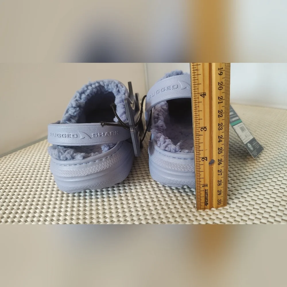 Rugged Shark Girls Size 3 Clogs with Faux Shearling Lining Violet NWT